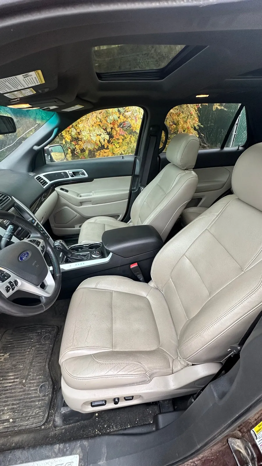 Ford Explorer 2015 photo 2