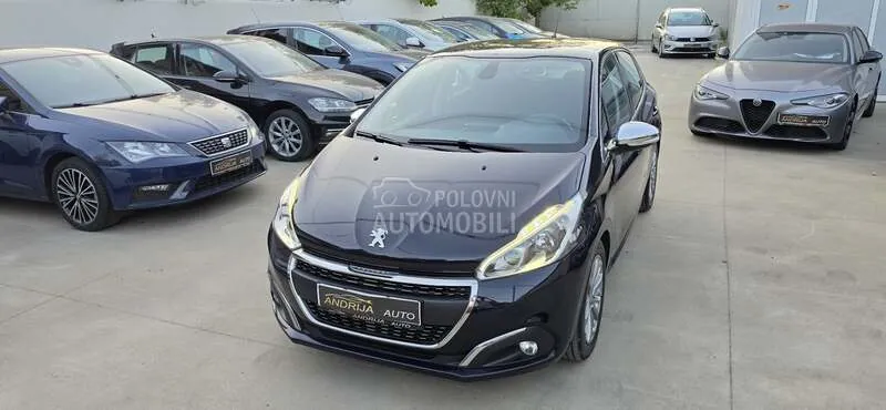Peugeot 208 2015 photo 3