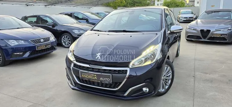 Peugeot 208 2015 photo 2