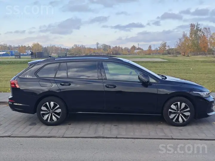 Volkswagen Golf 2024 photo 5
