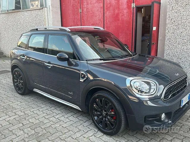 Mini Countryman 2018 photo 2