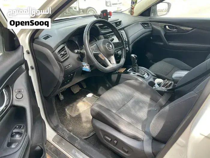 Nissan Rogue 2018 photo 4