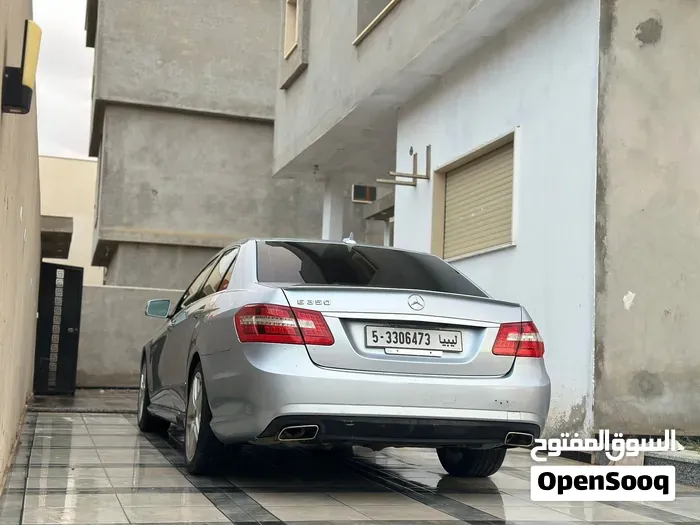 Mercedes-Benz E-Class 2013 photo 4