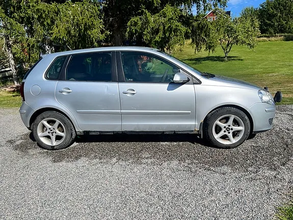 Volkswagen Polo 2007 photo 2