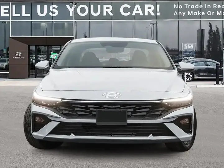 Hyundai Elantra 2026 photo 4