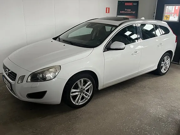 Volvo V60 2013 photo 2