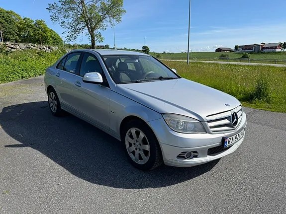 Mercedes-Benz C220 D 2007 photo 4
