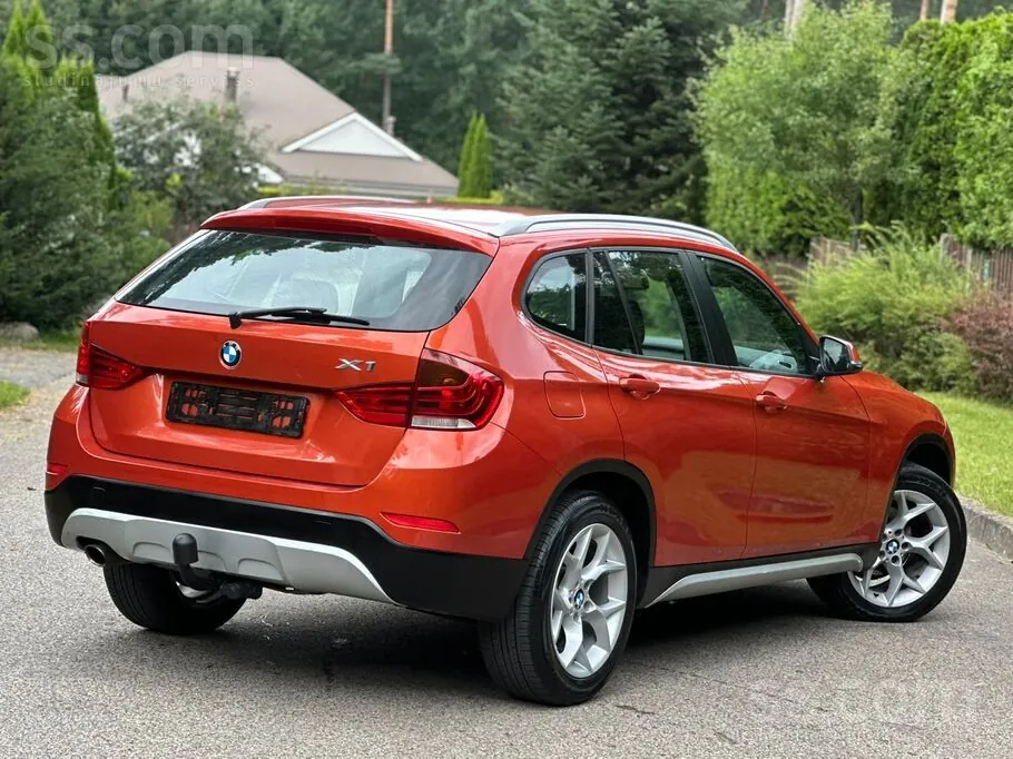 BMW X1 2013 photo 2