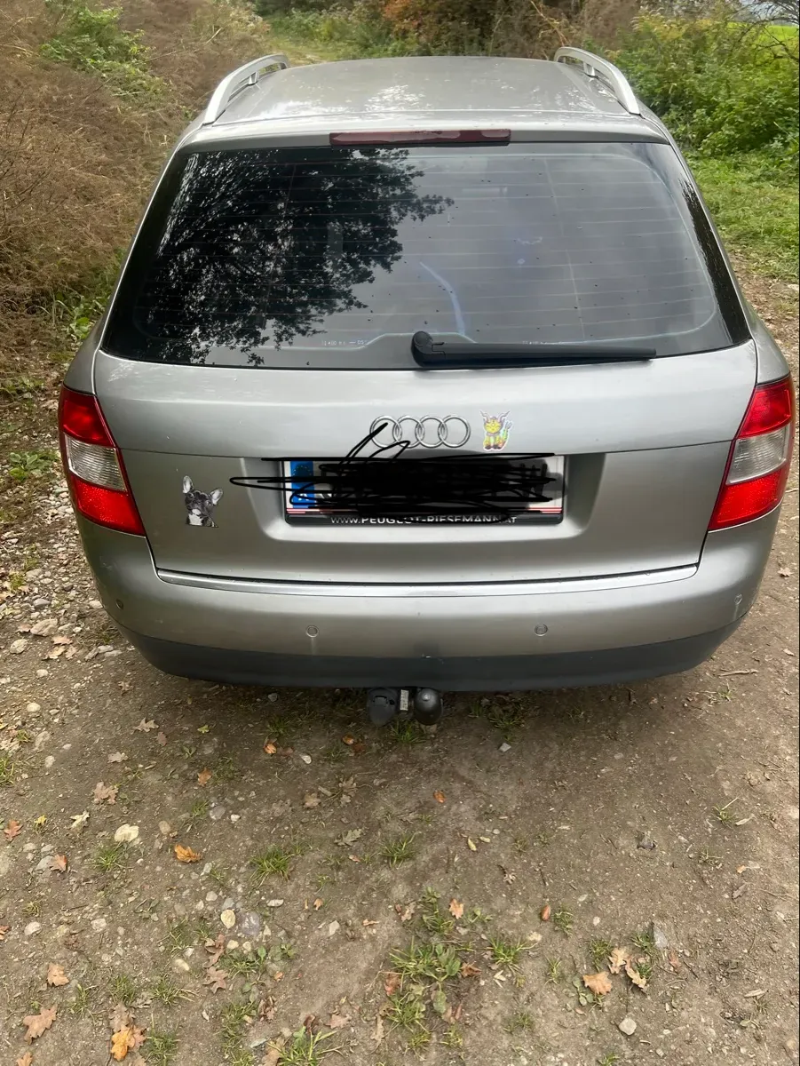 Audi A4 2002 photo 2