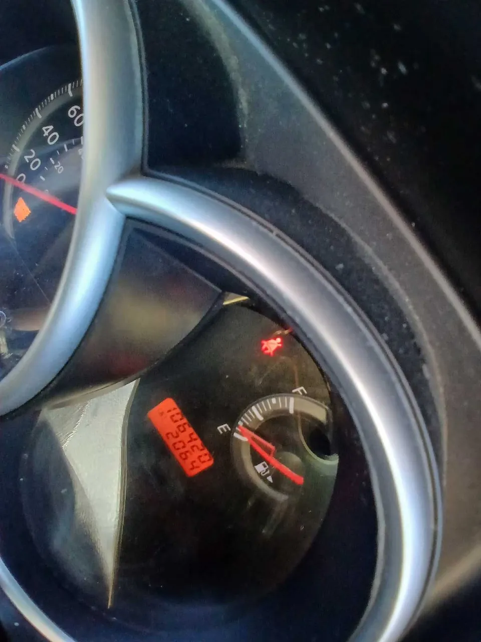 Nissan Versa 2012 photo 3