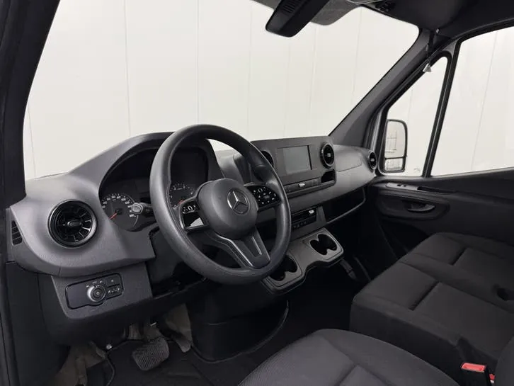 Mercedes-Benz Sprinter 2022 photo 3