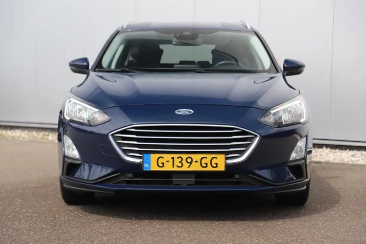 Ford Focus 2019 photo 2