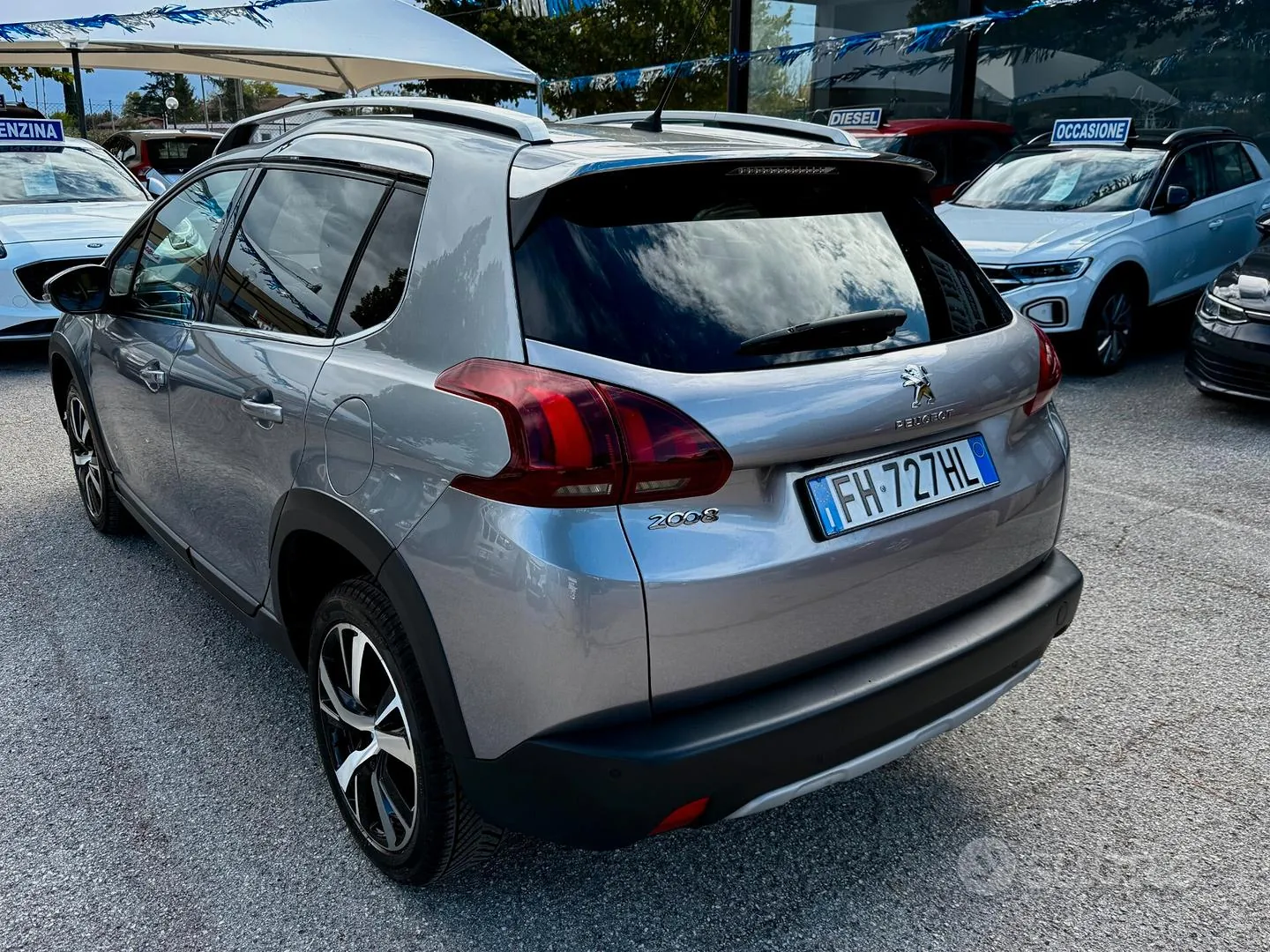 Peugeot 2008 2017 photo 2
