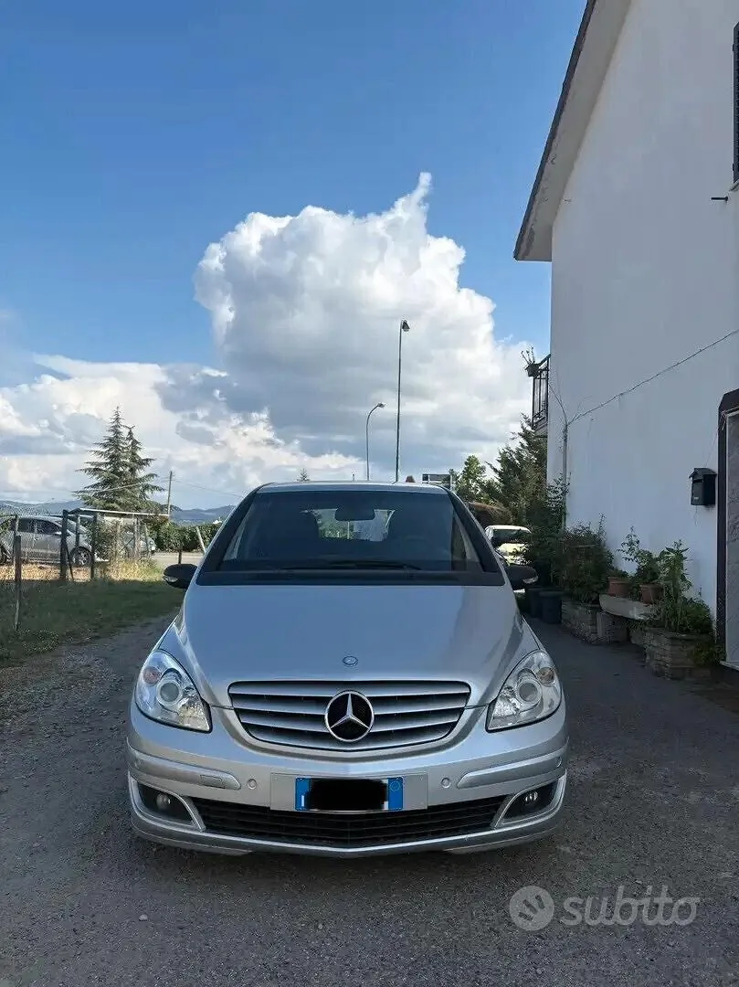 Mercedes-Benz B 180 Cdi 2008 photo 2