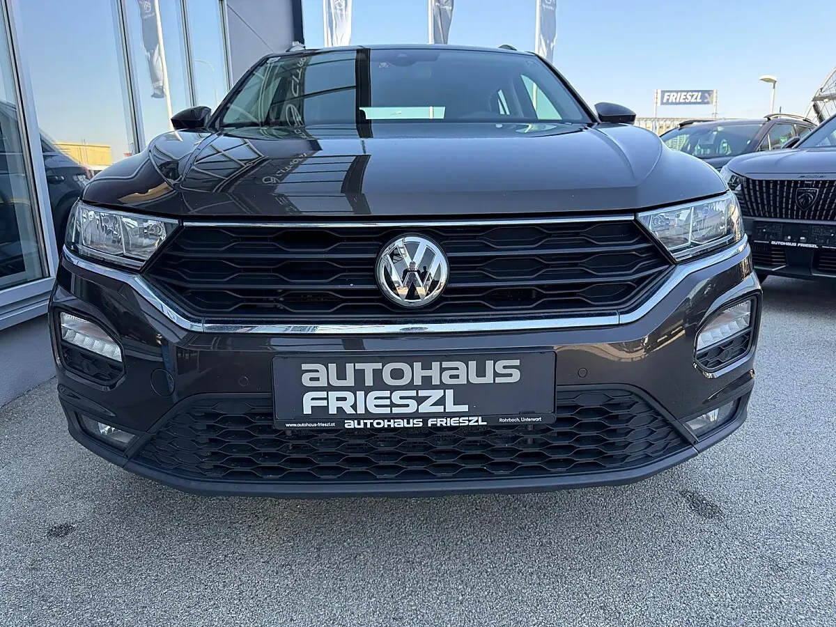 Volkswagen T-Roc 2018 photo 2