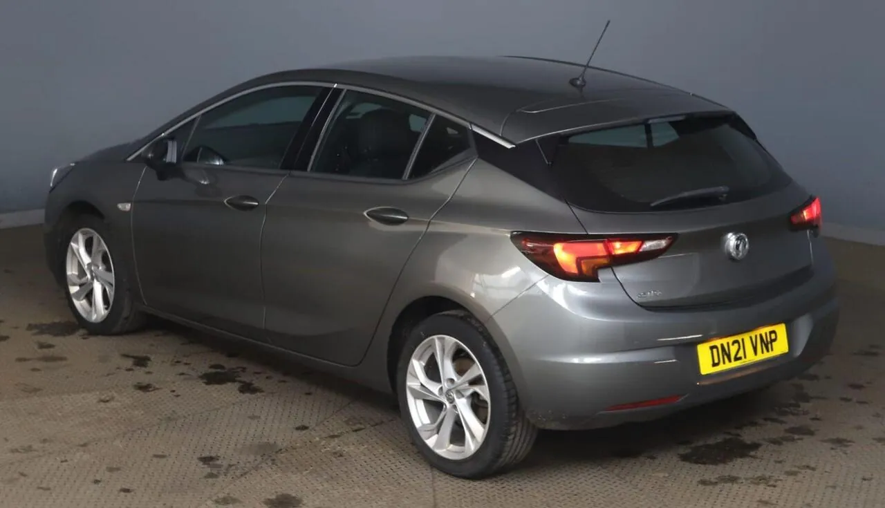 Vauxhall Astra 2021 photo 4