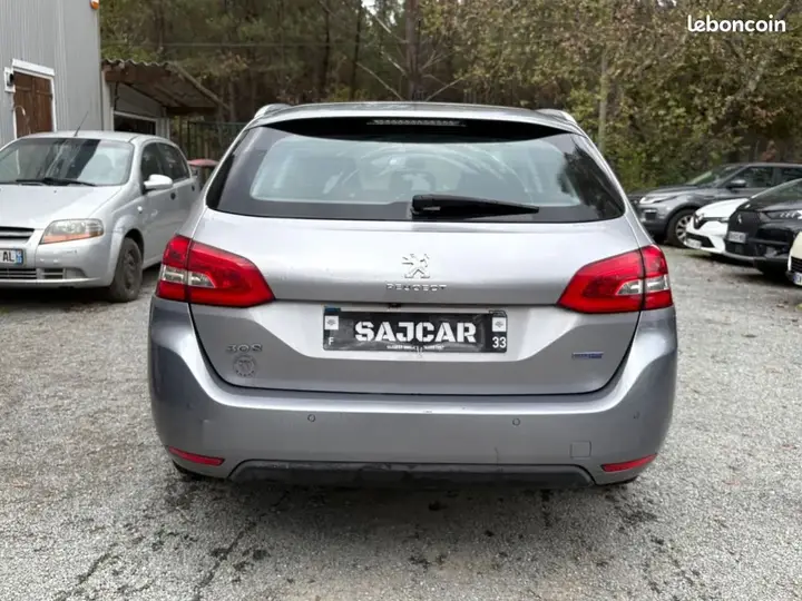 Peugeot 308 2014 photo 3