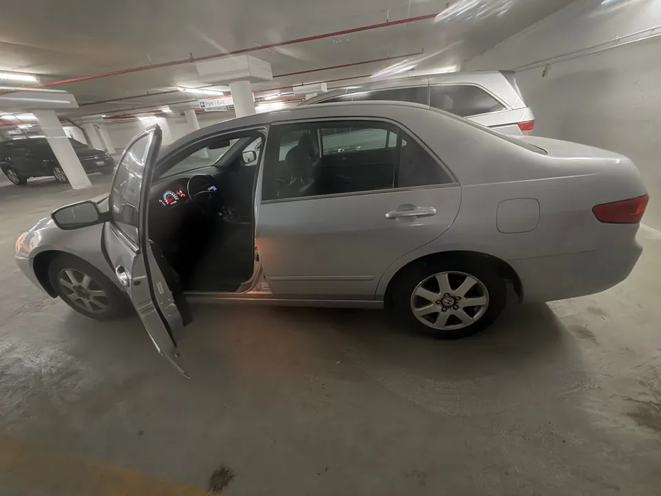 Honda Accord 2005 photo 5
