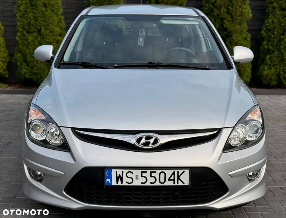 Hyundai I30 2011 photo 2