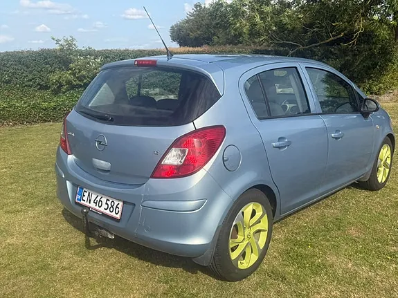 Opel Corsa 2009 photo 4