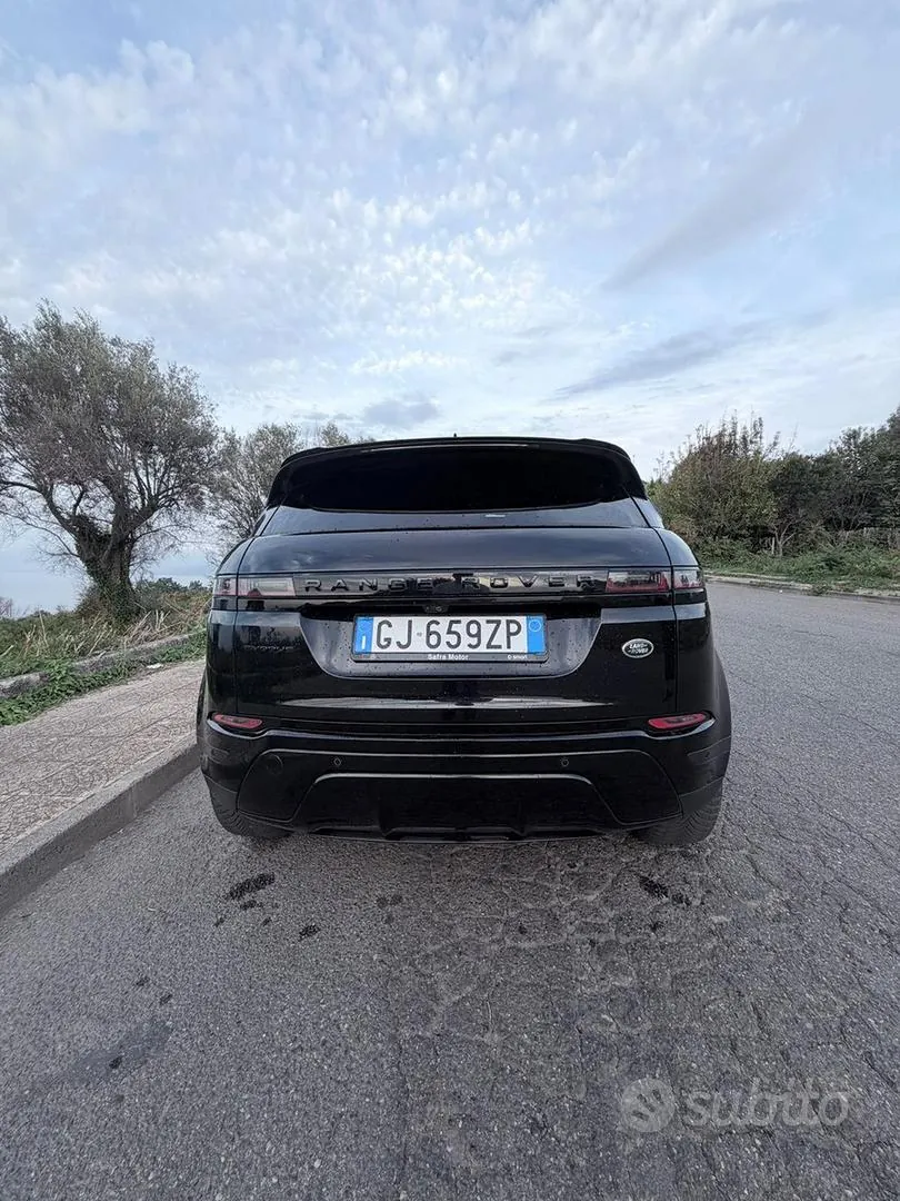 Land Rover Range Rover Evoque 2022 photo 4