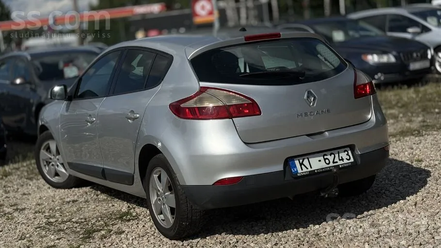 Renault Megane 2010 photo 4