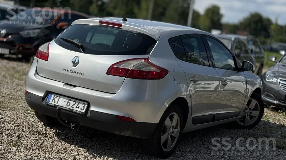 Renault Megane 2010 photo 3
