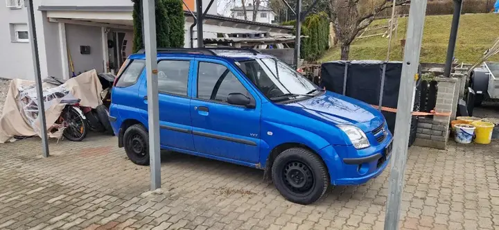 Suzuki Ignis 2005 photo 2