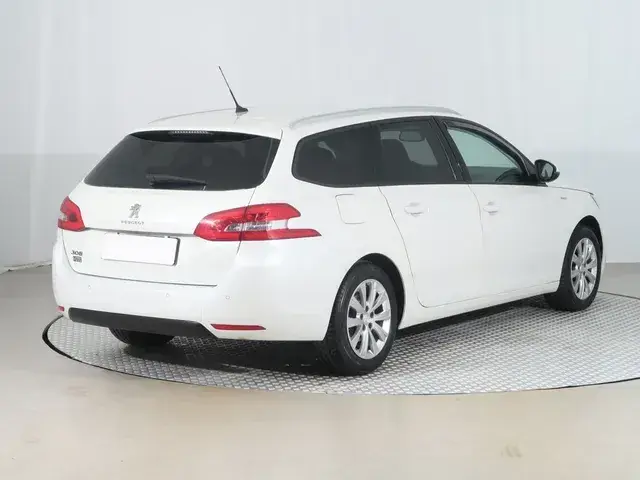 Peugeot 308 Sw 2019 photo 4