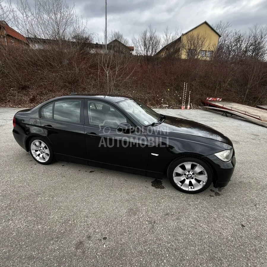BMW 320D 2006 photo 2