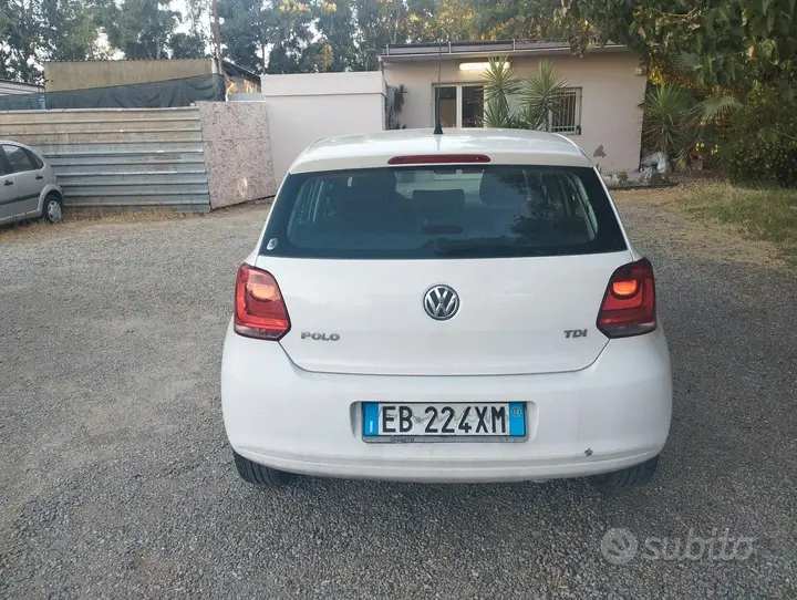 Volkswagen Polo 2010 photo 5