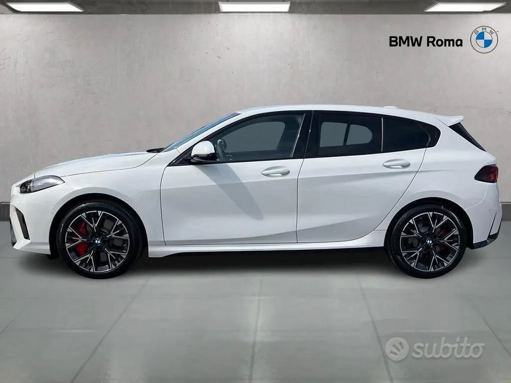 BMW 1 Series 2026 photo 4