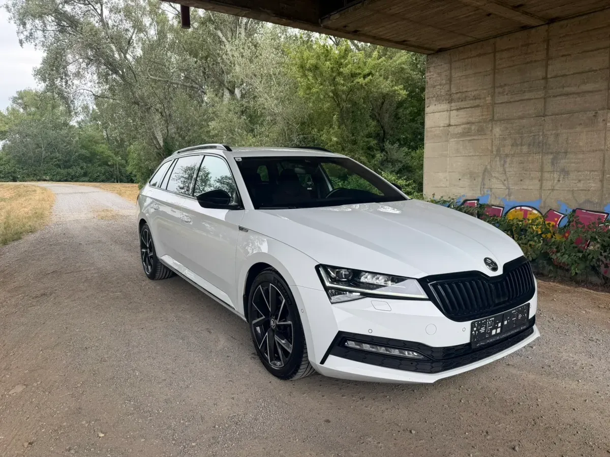Skoda Superb 2021 photo 2
