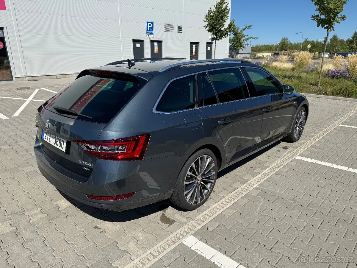 Skoda Superb 2016 photo 4