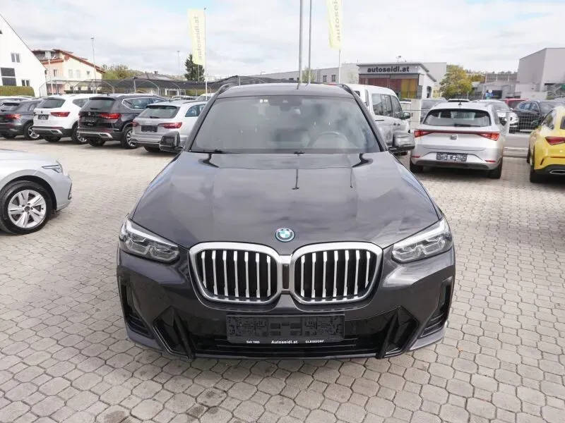 BMW X3 2023 photo 2