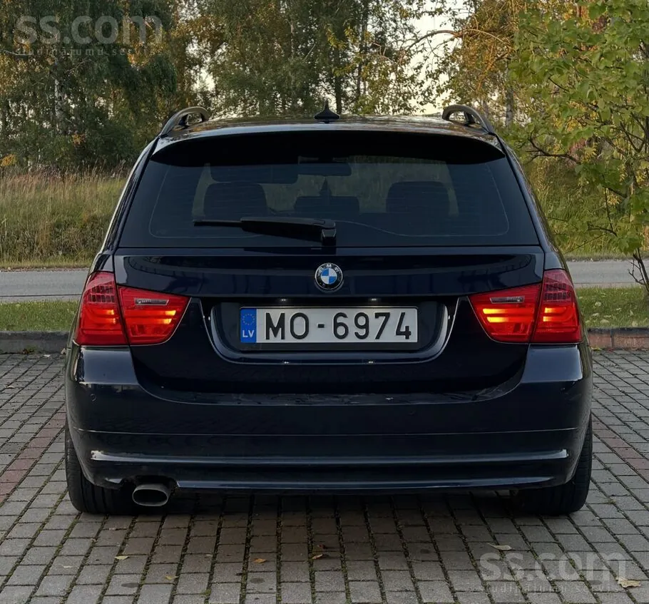 BMW E91 Touring 2010 photo 3