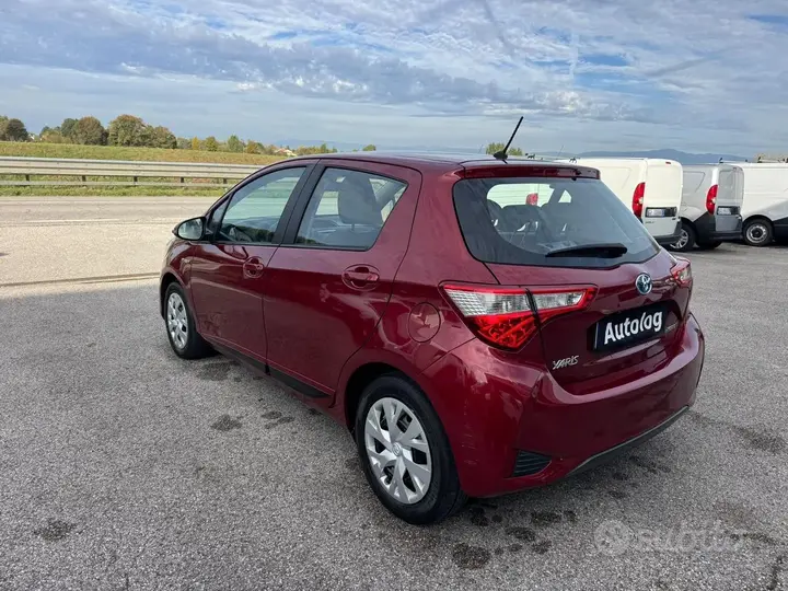 Toyota Yaris 2018 photo 5