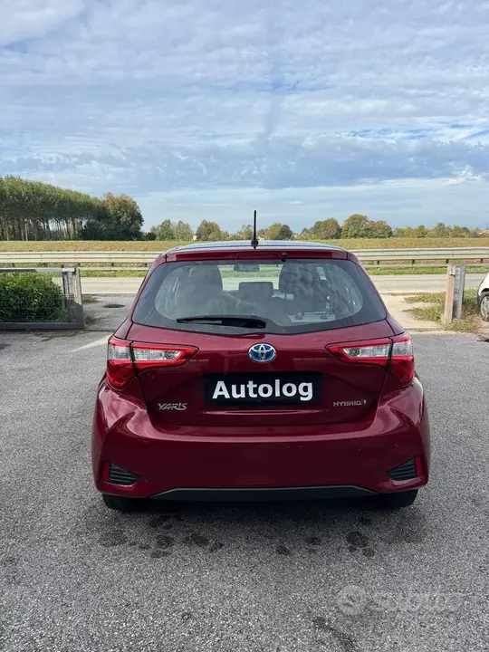 Toyota Yaris 2018 photo 4
