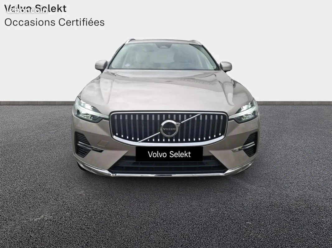 Volvo Xc60 2023 photo 2