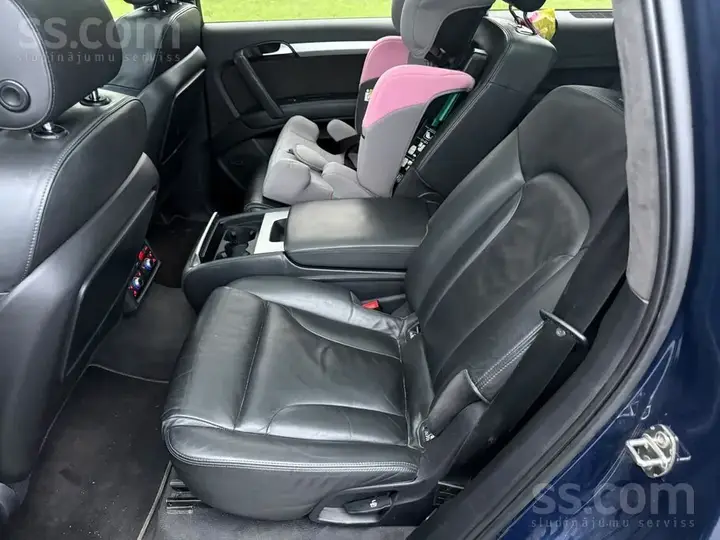 Audi Q7 2008 photo 4