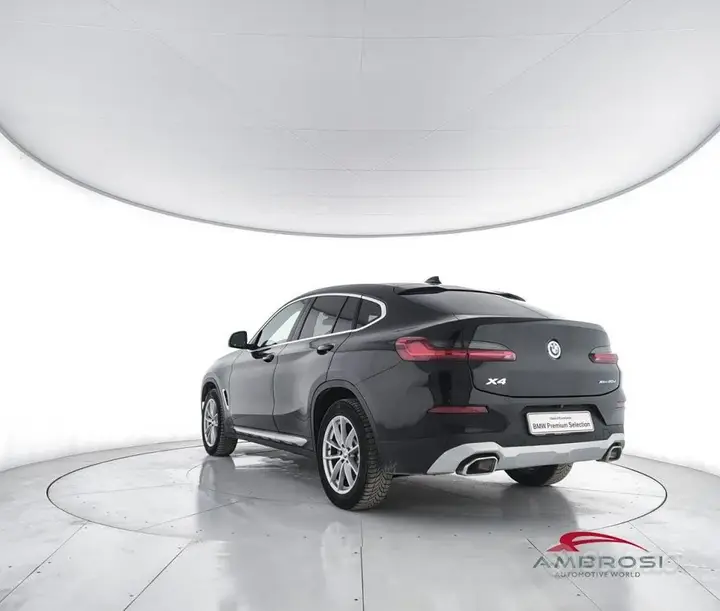 BMW X4 2023 photo 4