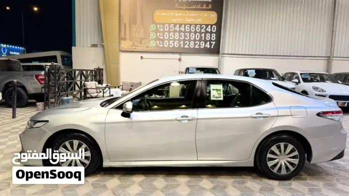 Toyota Camry 2019 photo 3