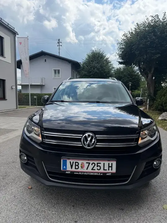 Volkswagen Tiguan 2012 photo 2