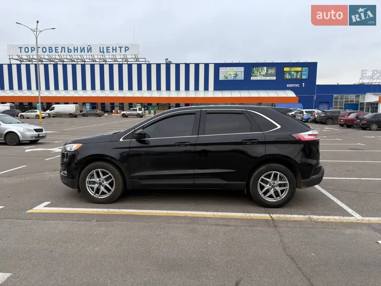 Ford Edge 2021 photo 4