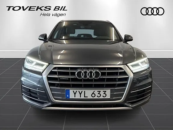 Audi Q5 2018 photo 2