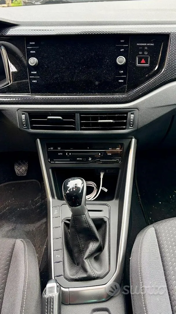 Volkswagen Polo 2024 photo 2