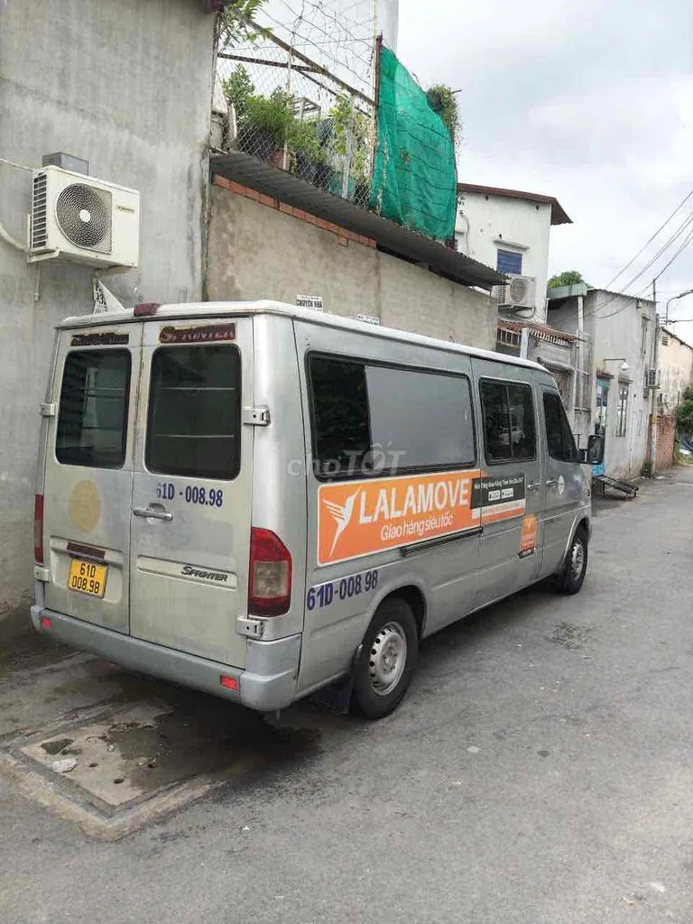 Mercedes-Benz Sprinter 2005 photo 2