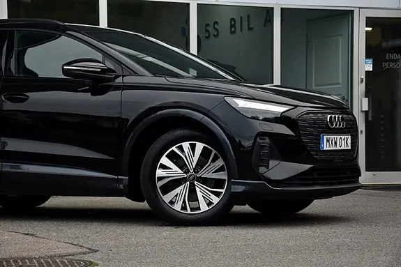 Audi Q4 E-Tron 2023 photo 4