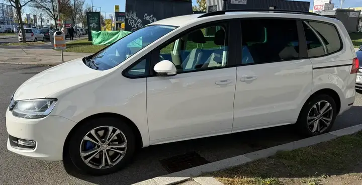 Volkswagen Sharan 2013 photo 3
