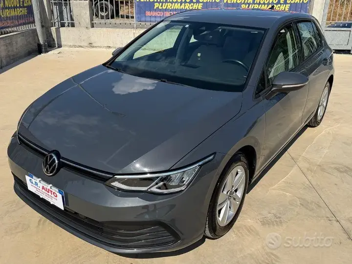 Volkswagen Golf 2022 photo 3